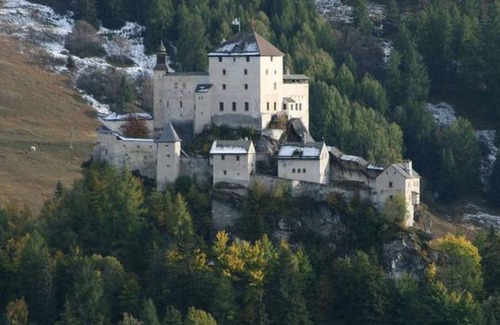 Engadin Scoul Apartment | Ferienwohnung Chasa Quadra by Interhome