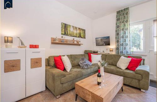 Garz Apartment | Ferienwohnung Emil