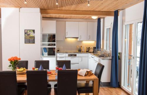 Wassen Apartment | Ferienwohnung Gästehaus Fürlauwi