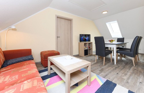 Stedesdorf Apartment | Ferienwohnung Groß - Ferienwohnungen im Haus Hasenweide