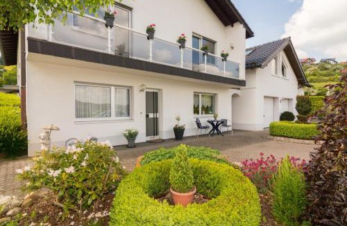 Schleiden Apartment | Ferienwohnung Gross B