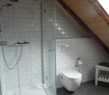 Grosefehn Apartment | Ferienwohnung Gulf im Gulfhof am Kanal