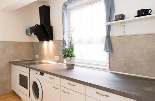 Wolfenbuettel Apartment | Ferienwohnung Harzstraße - Holiday apartment Harzstraße