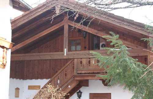 Bad Feilnbach Apartment | Ferienwohnung "Haus Christel", 1. OG, ca. 32 m², Balkon mit Bergblick