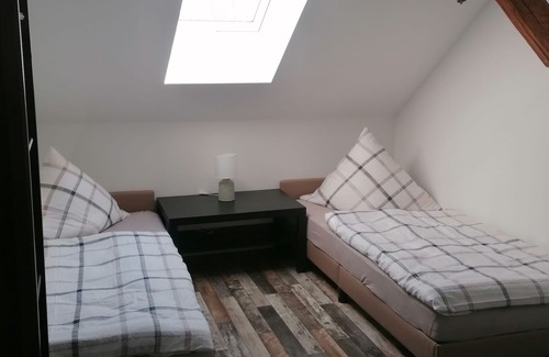 Blumenberg Apartment | Ferienwohnung Intel-nähe