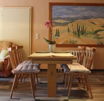 Neuseußlitz Apartment | Ferienwohnung im Grünen