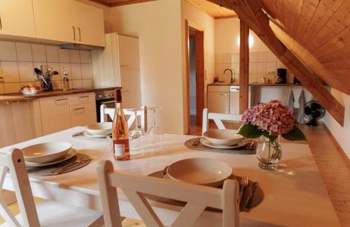 Niederwinkel Apartment | Ferienwohnung im Landhausstil