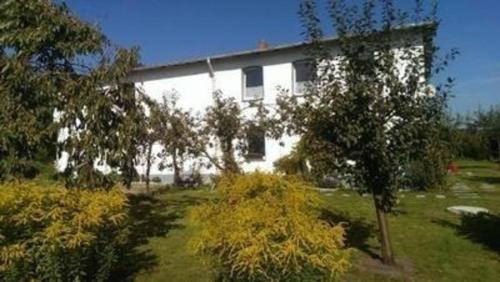 Vorland Apartment | Ferienwohnung in Vorland mit Grill und Garten