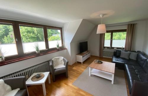 Dietrichsfeld Apartment | Ferienwohnung mit Balkon und eingezäunten Garten