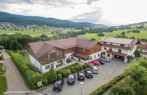 Haibuhl Apartment | Ferienwohnung mit buchbarer Verpflegung im Ortsteil Haibühl