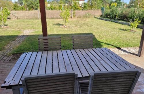 Milmersdorf Apartment | Ferienwohnung mit Garten - 10 Minuten von Templin