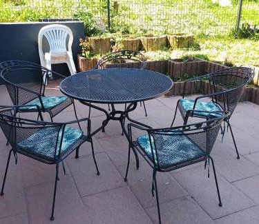 Kommlingen Apartment | Ferienwohnung Mobembo