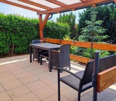 Neukalen Apartment | Ferienwohnung Naturblick am Kummerower See