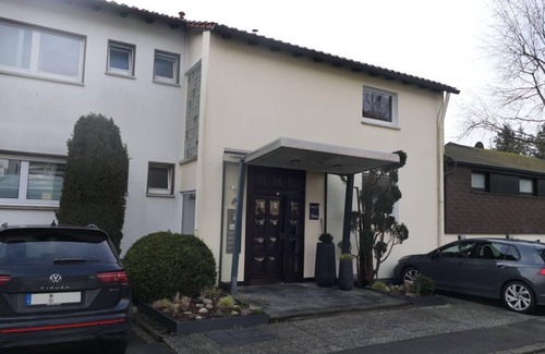 Westerburg Apartment | Ferienwohnung Schönhier - 5 Bett Fewo, Dusche, WC, 2 Schlafräume,