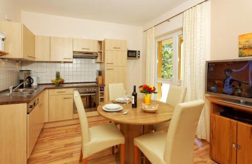 Zempin Apartment | Ferienwohnung Seestraße