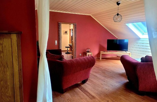 Schmißberg Apartment | Ferienwohnung Storchennest