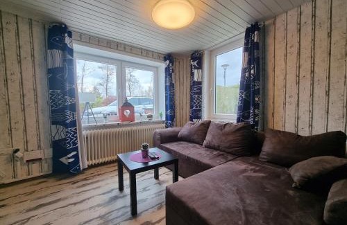 Neßmersiel Apartment | Ferienwohnung Villa Totti Lucas Stube