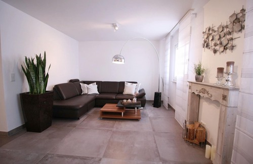 Obrigheim Apartment | Ferienwohnung Weickert 2 Nähe Deutsche Weinstraße
