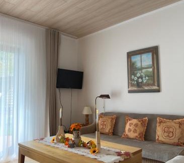 Nonnweiler Apartment | Ferienwohnung Wood