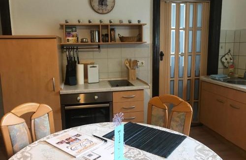 Dobbertin Apartment | Ferienwohnung Zur Weißen Taube