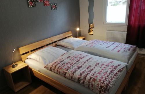 Offenheim Apartment | Ferienwohnungen Haus Sauer