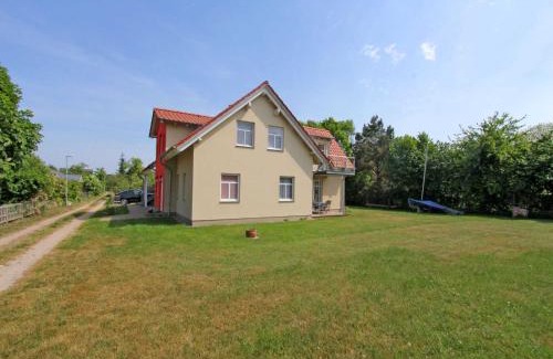 Warthe Apartment | Ferienwohnungen Warthe USE 3230