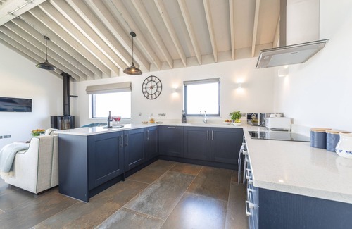 Melcombe Bingham Apartment | Fern is a unique eco retreat constructed to the highest standards