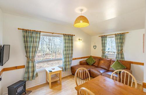 Lewiston House | Fern Lodge 11 with Hot Tub