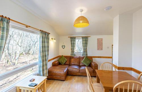 Lewiston House | Fern Lodge 11 with Hot Tub