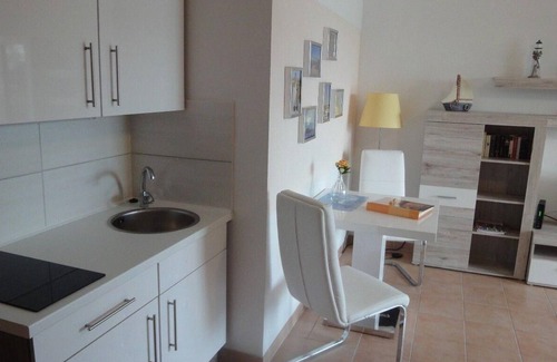 Ueckermuende Apartment | FEWO für 2 Pers. "Hafenblick 2" Ueckermünde, Stettiner Haff, Ostsee, direkt Yachthafen