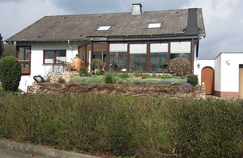 Asel Apartment | Fewo Groß - Holiday home Asel