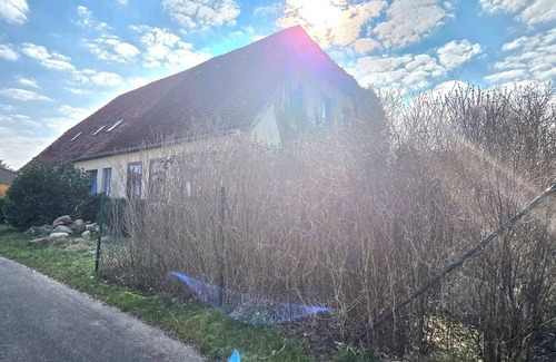 Hirschburg Apartment | Fewo mit 2 Sep. Schlafzimmern für 6 Personen Gegenüber der "bernsteinreiter"