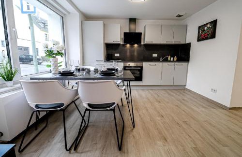 Brauneberg Apartment | FeWoMo Stilvolles EG Appartment, Brauneberg, 4 Pers, Boots Slipanlage, Moselradweg, Seniorengerecht