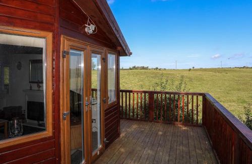 Caergeiliog House | Ffrwd Lodge