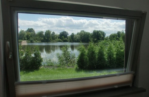 Brandenburg an der Havel House | FH right on the water - beaver
