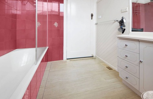 Portland House | Fiammata - Central Family Holiday house