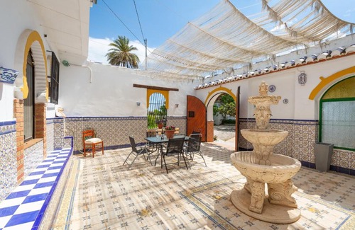 Dolores Villa | Fidalsa Villa Malaguenya