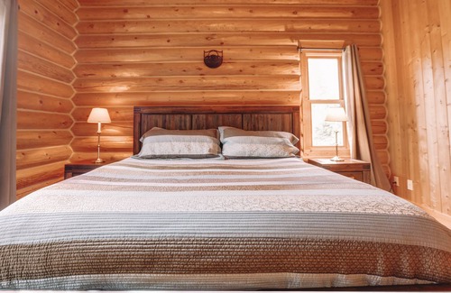 Mille-Isles Ski Chalet | Fiddler Lake Resort Chalet 9 Cerf
