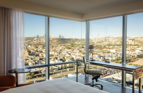 Mercurio Hotel | Fiesta Inn Express Queretaro Constituyentes