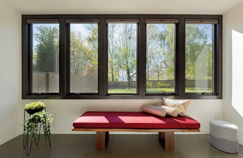 Overlook House | fifty windows I light filled getaway