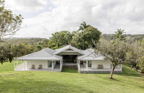 Verrierdale House | Fila Casablanca - Luxe Farm Stay Retreat