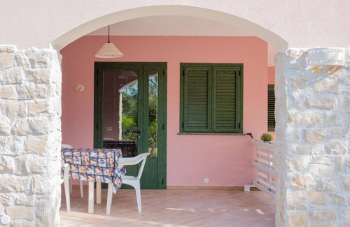 Villammare Apartment | Fili d'Erba cosy holiday home, 3 min walk to beach