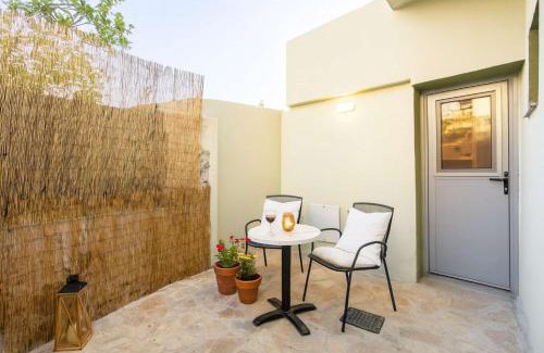Filiatra Apartment | Filiatra Charming Urban Escape Your Cozy Retreat