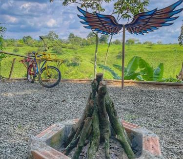 Quimbaya House | Finca Hotel Cabaña Fercho