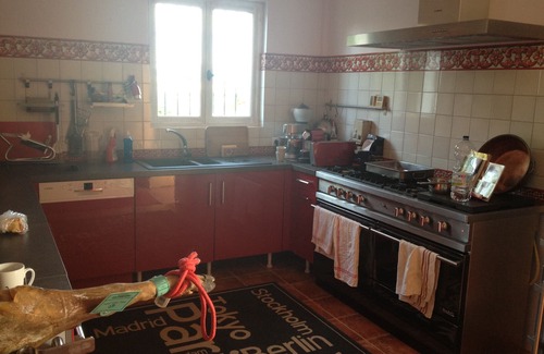 Villamartin Villa | FINCA LAS GATERASn6-BEDROOM VILLA WITH PATIO AND LARGE INFINITY POOL