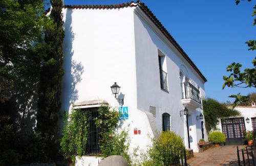 Aracena Hotel | Finca Valbono Apartamentos Rurales y Hotel