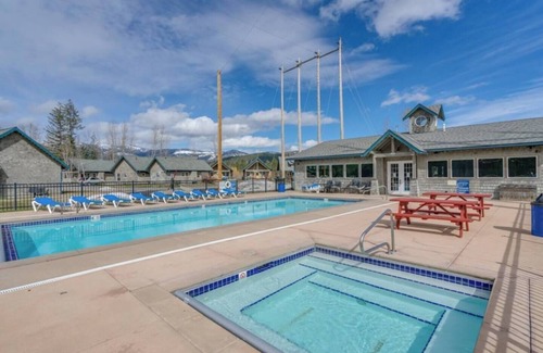 Dover Bay House | Find your calm at "Coast Is Clear" , a bright and relaxing Dover Bay retreat just steps from the lake with trails, marina, and resort amenities nearby.