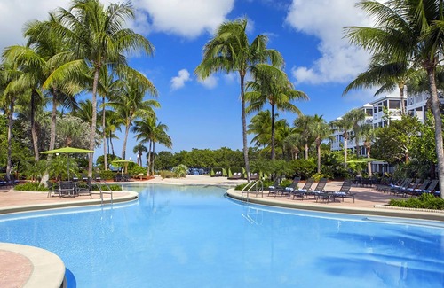 New Town House | π
π’π§ππ’π§π  πππ’π₯π’ Beach House Resort + Amenities, 2-Bedroom