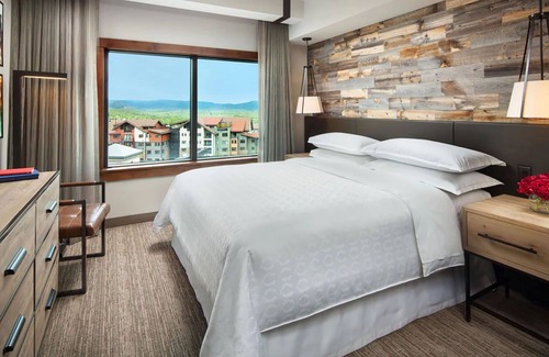 Steamboat Springs Resort | 𝐅𝐢𝐧𝐝𝐢𝐧𝐠 𝐌𝐞𝐢𝐥𝐢’𝐬 SKI-IN/SKI-OUT Sheraton Steamboat Resort +Amenities
