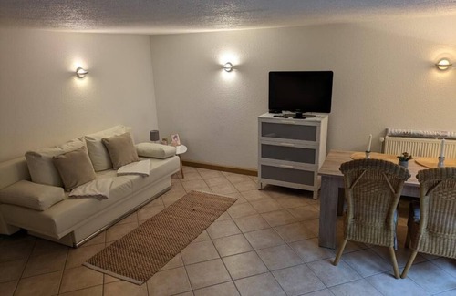 Gross Schwansee Apartment | Fine and small - within walking distance of the stand